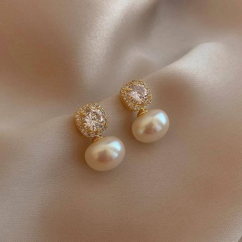 Franchesca Luminous Pearls and Sparkling Crystals Studs