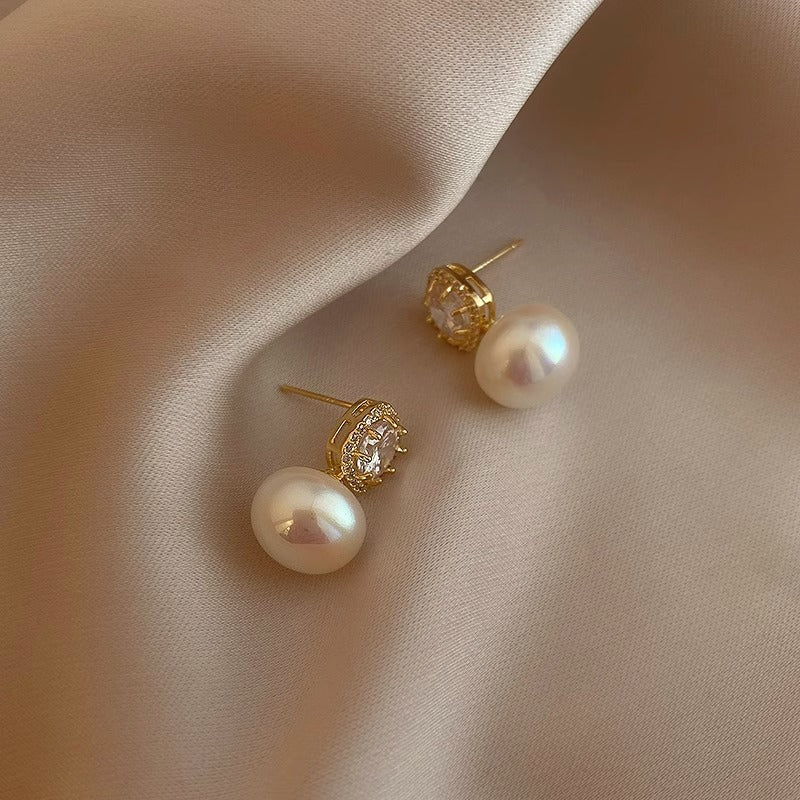 Franchesca Luminous Pearls and Sparkling Crystals Studs